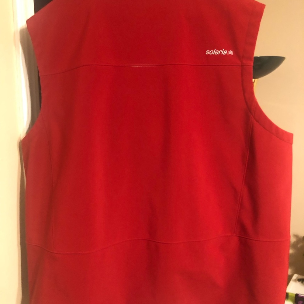 Men’s Solaris Hardshell Vest - Picture 3 of 3